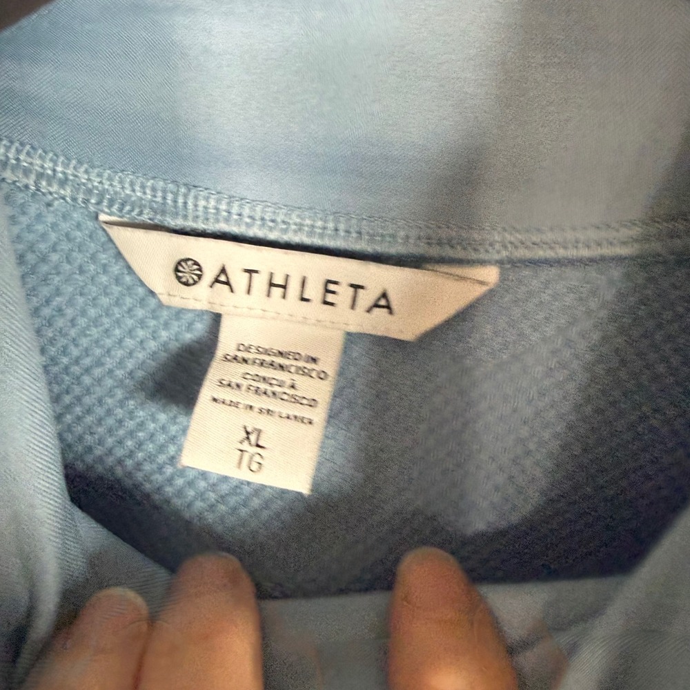 Athleta Whistler Blue Mock Neck Crop Top XL - Picture 6 of 9